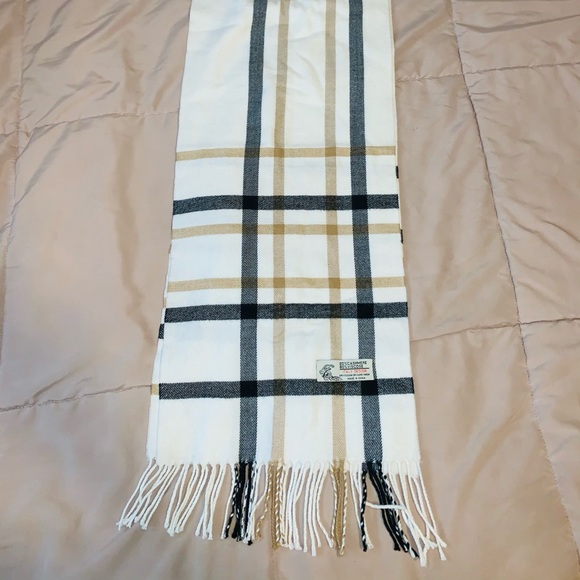 Italy Designed Other - men’s ITALY 🇮🇹 Designed Cashmere/Viscose Scarf